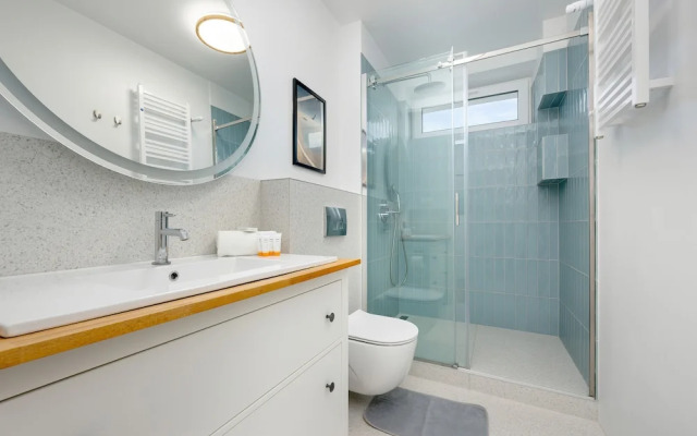 Apartment With 2 Bedrooms by Renters