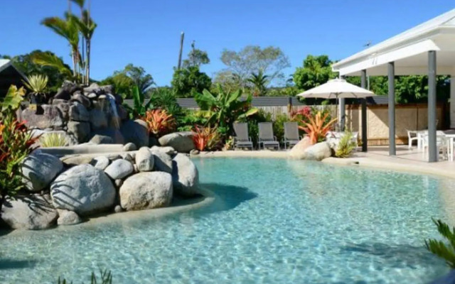 Mossman Resort Holiday Villas