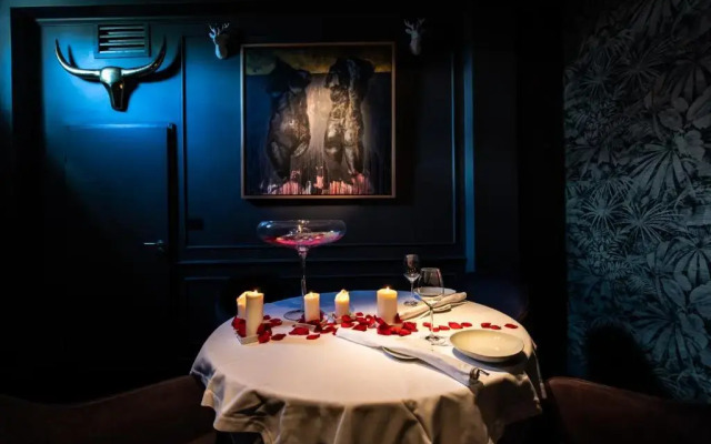 DAM boutique hotel & restaurant