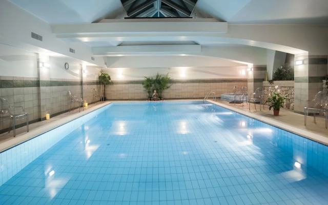 Holiday Club Apartman Hotel
