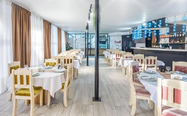 Cron Palace Tbilisi Hotel