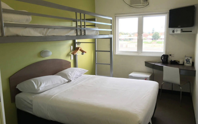 Ibis Budget Perth Airport