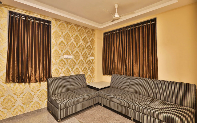 OYO 12247 Hotel Royal Rituals