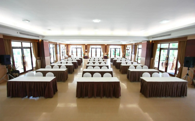 Pakmeng Resort
