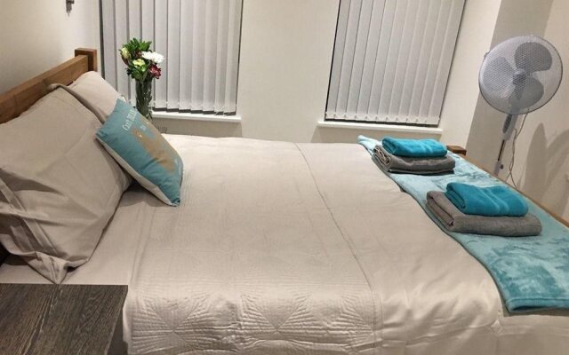 Watford Luxury Studio