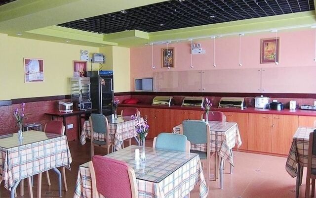 Thank Inn Plus Hotel Shandong Liaocheng Railway Station
