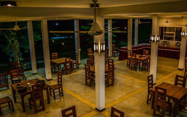 Lake Villa Resort