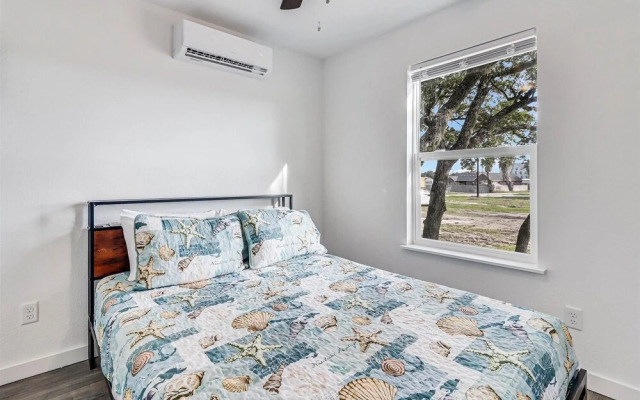 10th Street Bungalow 2 Bedroom Home