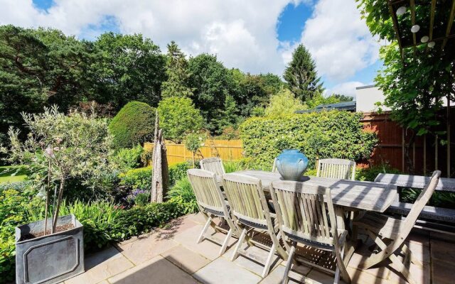 A Charming Richmond Garden
