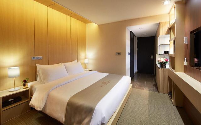 Royal Emporium Incheon Airport Hotel