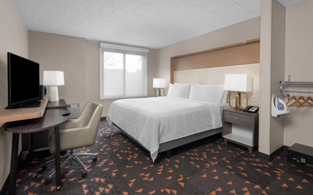 Holiday Inn Hasbrouck Heights-Meadowlands by IHG