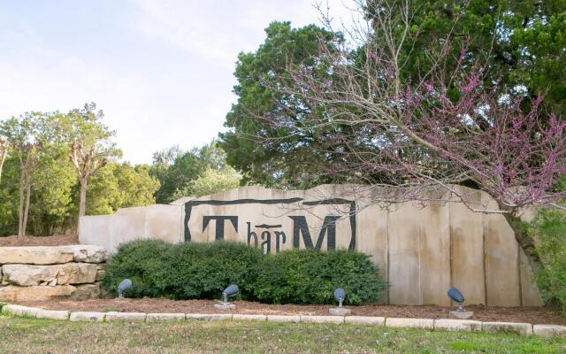 Hill Country Hideaway TBM 208