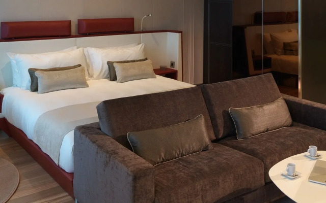 Sunborn Gibraltar Yacht Hotel Resort