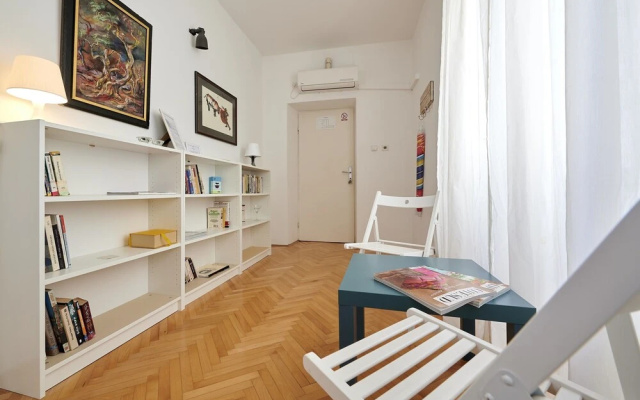 Apartment Tin