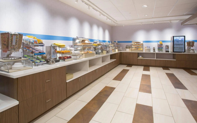 Holiday Inn Express & Suites Ruston