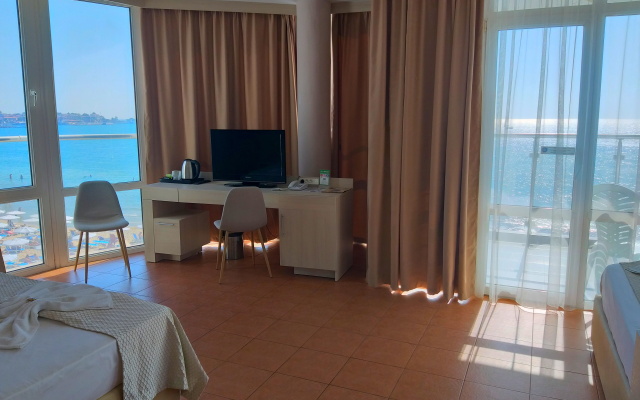Aphrodite Beach Hotel