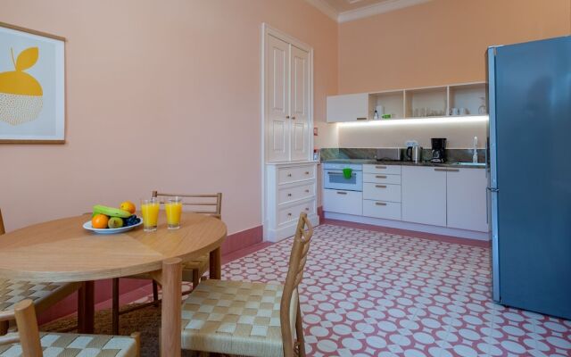 Pombaline Building V. Real Santo António