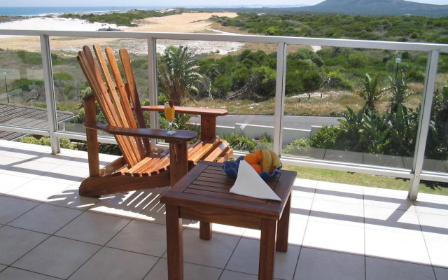 Bloubergstrand Sunset Lodge