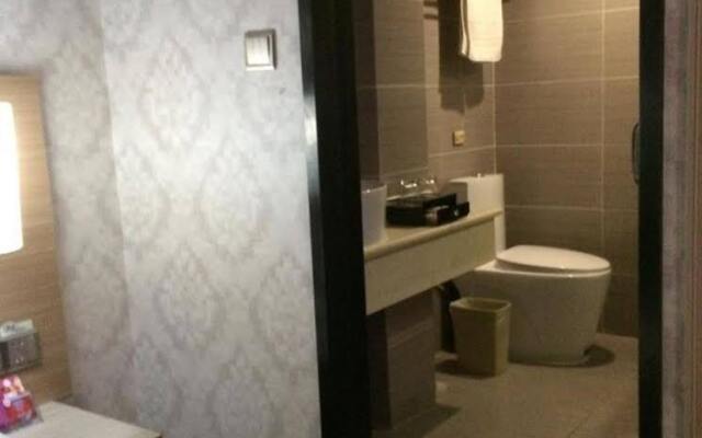 Yake Hotel