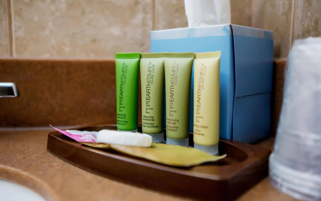 Refresh Inn & Suites