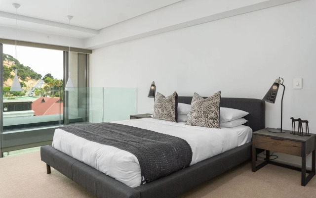 117 on Strand Luxury Apartments