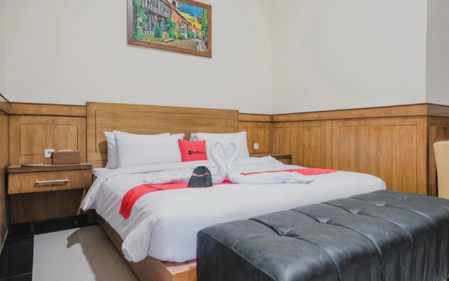 RedDoorz Plus @ Jalan Dr. Cipto Mangunkusumo Lampung