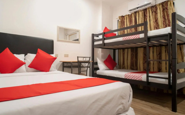 Vines Ape Nap Hostel by OYO Rooms