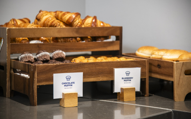 Holiday Inn Express Edinburgh Airport