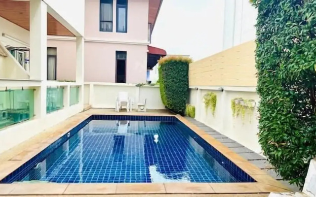 BestViewHot Tub pool Great Location v132