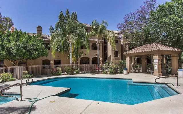 Villa Escape 2 Bedroom Condo by Redawning