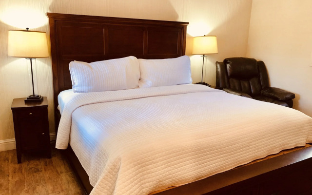 Carmel Resort Inn