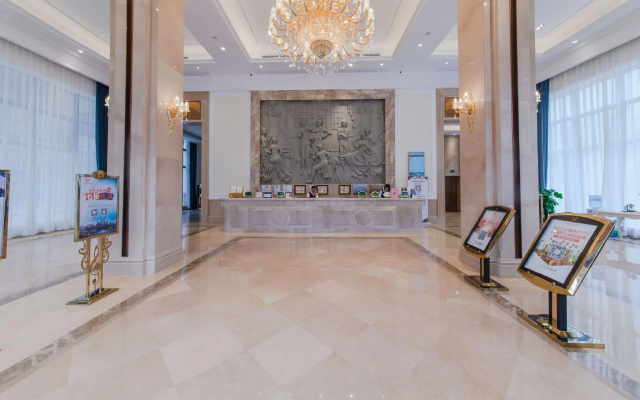 Vienna Hotels Group – Lobby – Zhuhai