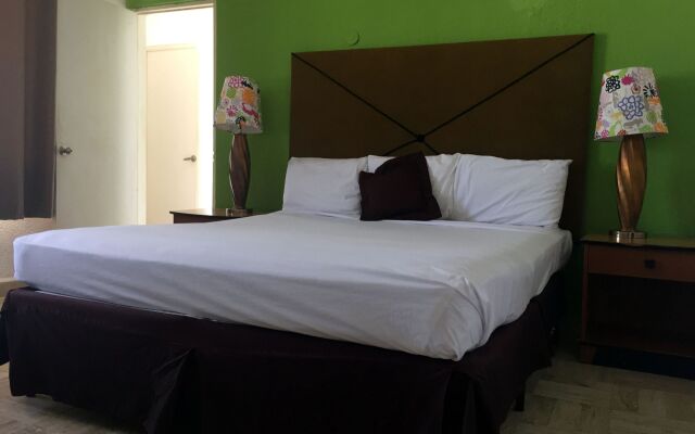 All Inclusive Bed & Beach & Fun Cancun