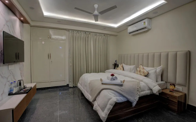The Lodgers 1 BHK Apartments Sector 52