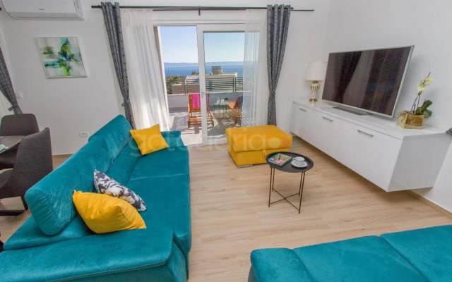 Penthouse With Panoramic View Ally