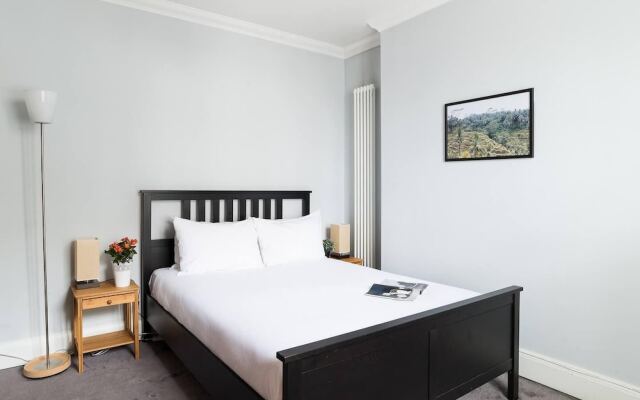 Wonderful 2BR Duplex Flat in Kennington