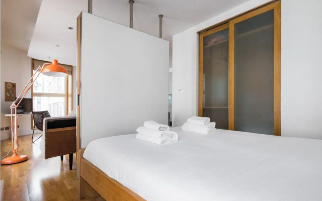 Soulful Central London Apartment