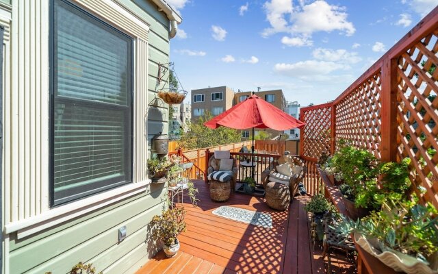 San Francisco Retreat Just Steps From Golden Gate Park And Ocean Beach! 3 Bedroom Home by Redawning