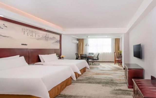 Vienna Hotel Huizhou Yanda Avenue