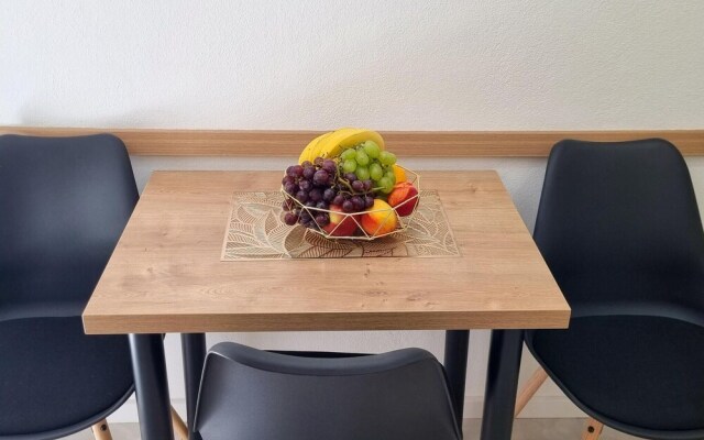 Beautiful Apartment in Zadar With Wifi and 1 Bedrooms