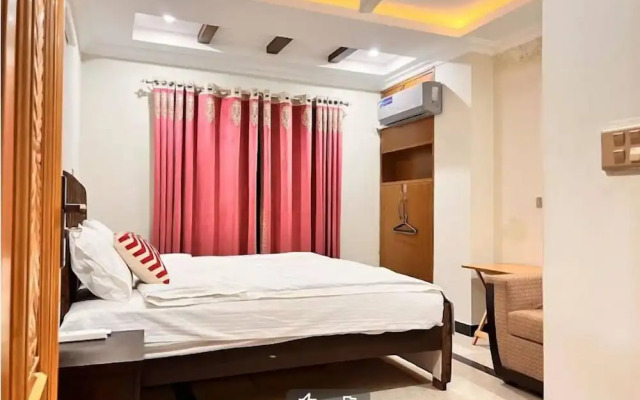 Ibex Hotel