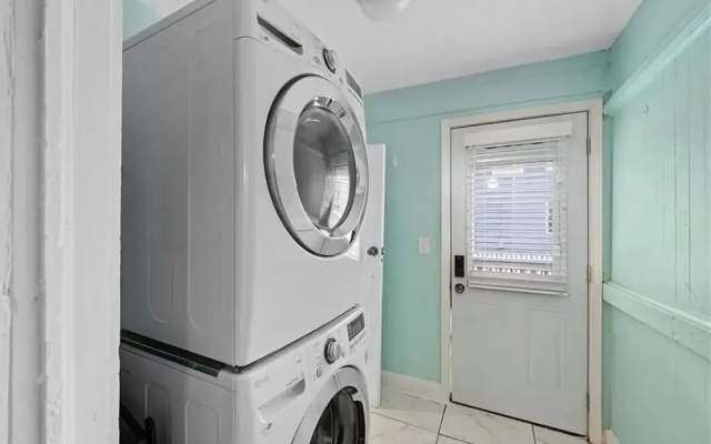 4 Minutes to Downtown by the Atlanta Beltline Trail in the Cabbagetown Neighborhood