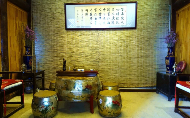 Dali Ting Ongoing Inn