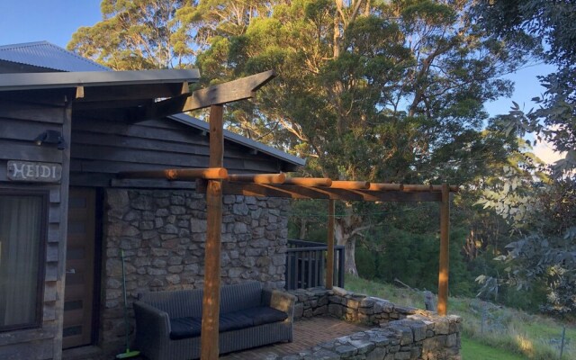 Turicum Chalets AT Monkey Rock Winery