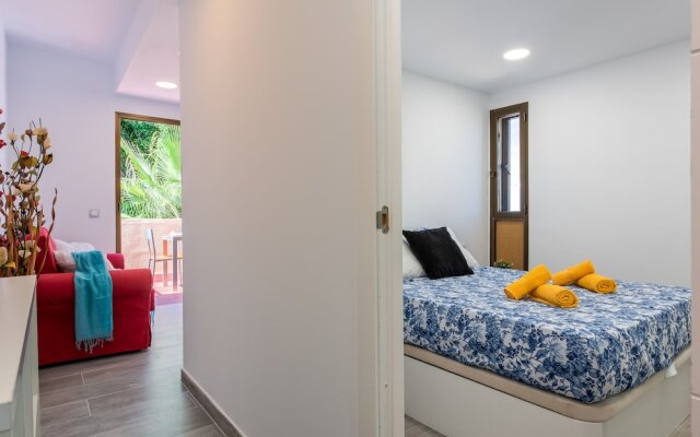 G30. Playa Fanabe, Comfortable Apartment, Wifi, Swimming Pool!