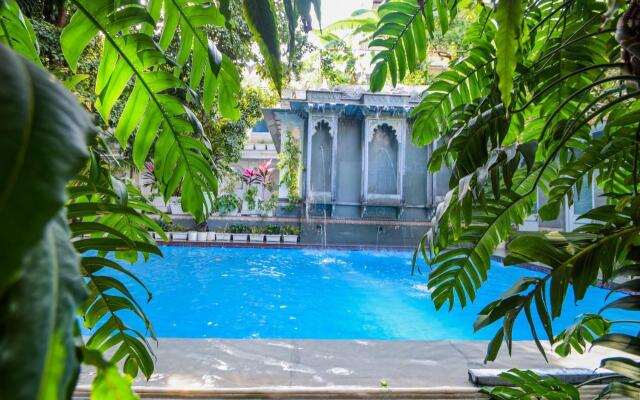 Hotel Raj Palace By Howard