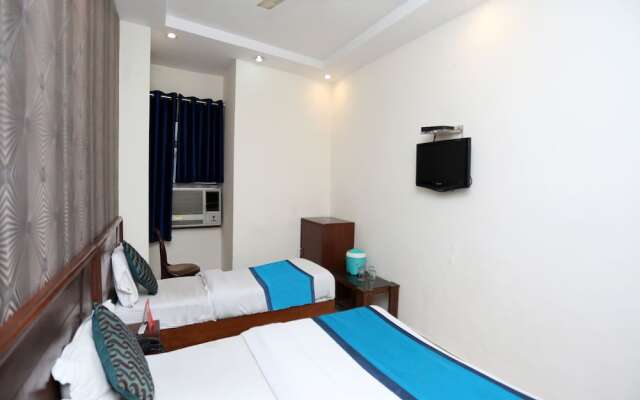 OYO 3046 Hotel Sawera International
