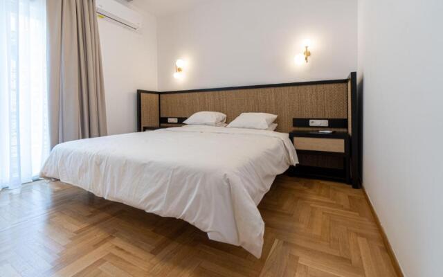 iKu Urban Apartment