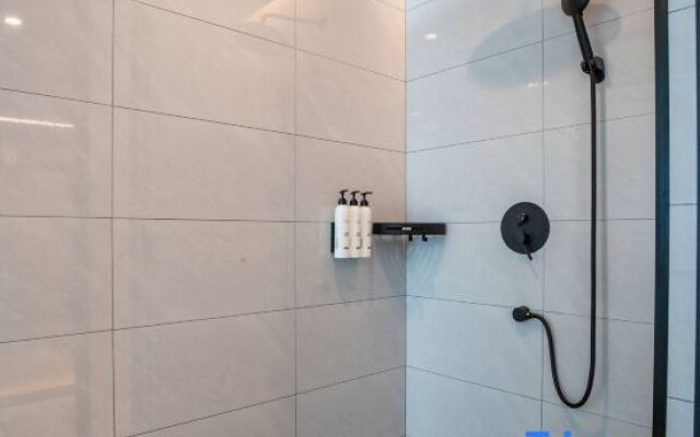 Peng lai tian gang xi yue hotel