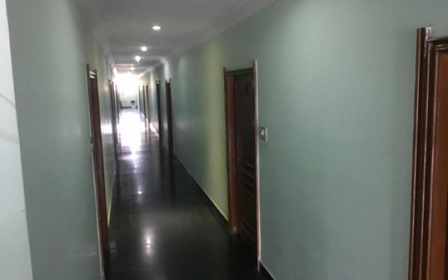 Hotel Sripranams International